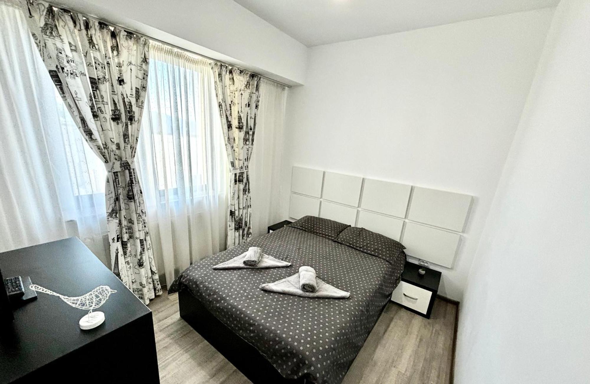 Taste Of Iasi - Two Room Apartment - Central - Sunset Touch Exterior foto